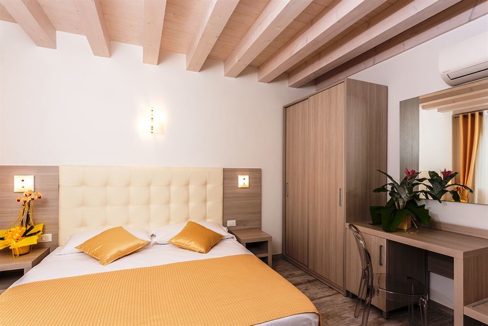 Inn Stravedo 3*
